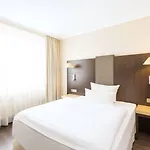 Nh Collection Mitte Am Checkpoint Charlie 4*