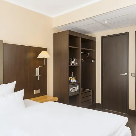 Nh Collection Mitte Am Checkpoint Charlie מלון 4*