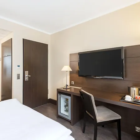 Hotel Nh Collection Mitte Am Checkpoint Charlie Berlín