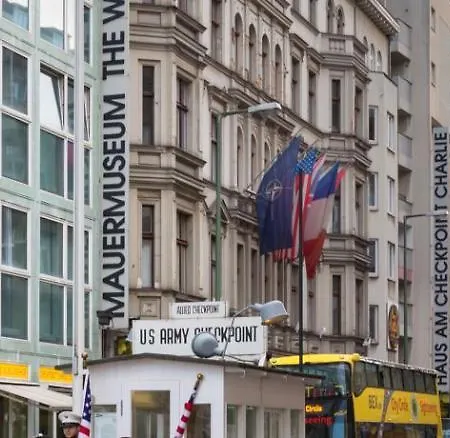Nh Collection Mitte Am Checkpoint Charlie Ξενοδοχείο
