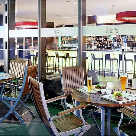 Nh Collection Mitte Am Checkpoint Charlie Βερολίνο