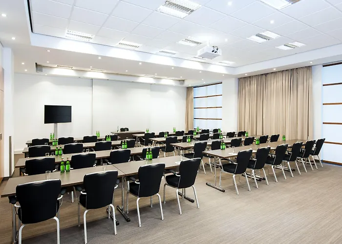 Nh Collection Mitte Am Checkpoint Charlie