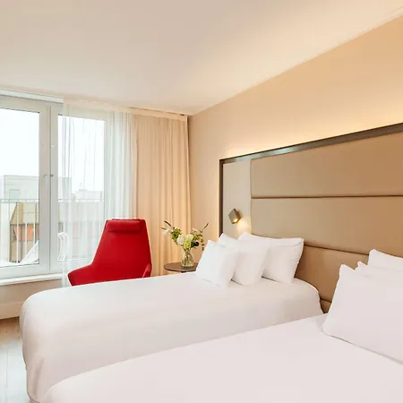 Nh Collection Mitte Am Checkpoint Charlie 4*