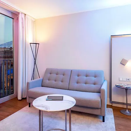 Nh Collection Mitte Am Checkpoint Charlie 4*