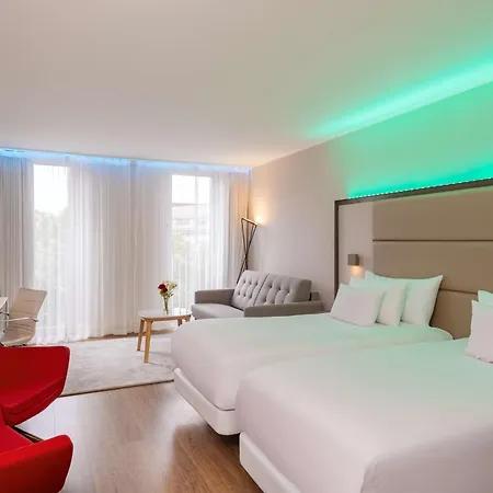 Nh Collection Mitte Am Checkpoint Charlie 4* Berlin