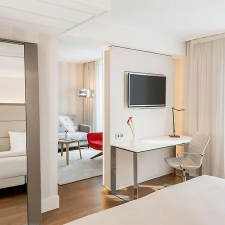 Hotel Nh Collection Mitte Am Checkpoint Charlie 4*