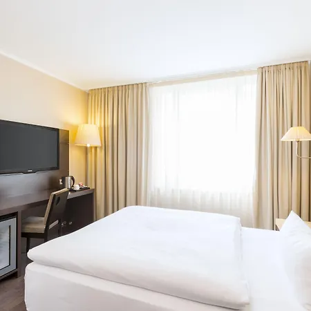 Nh Collection Mitte Am Checkpoint Charlie 4* Βερολίνο