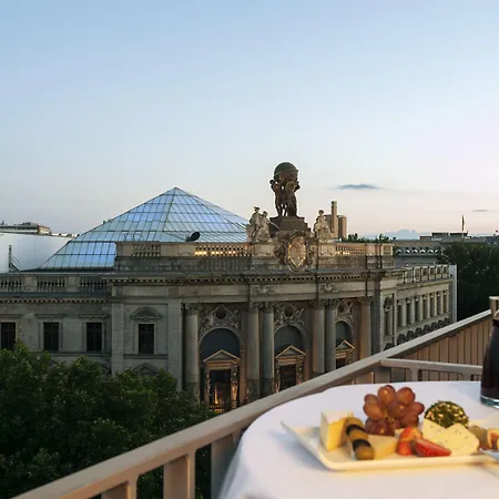 Hotel Nh Collection Mitte Am Checkpoint Charlie