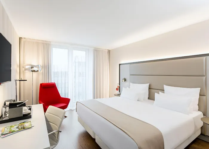 Nh 컬렉션 미테 암 체크포인트 찰리 4* 베를린