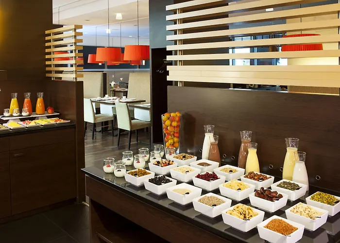 Nh 컬렉션 미테 암 체크포인트 찰리 베를린