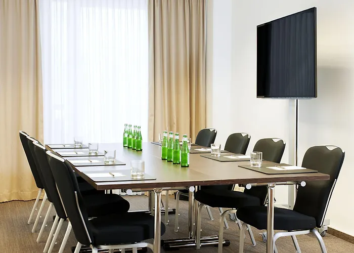 Nh 컬렉션 미테 암 체크포인트 찰리