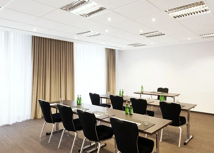 Nh 컬렉션 미테 암 체크포인트 찰리 호텔 베를린