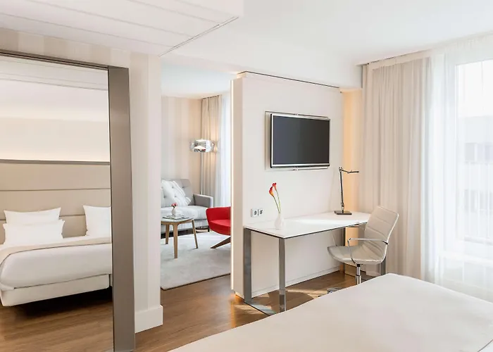 Nh Collection Mitte Am Checkpoint Charlie 4* Berlin