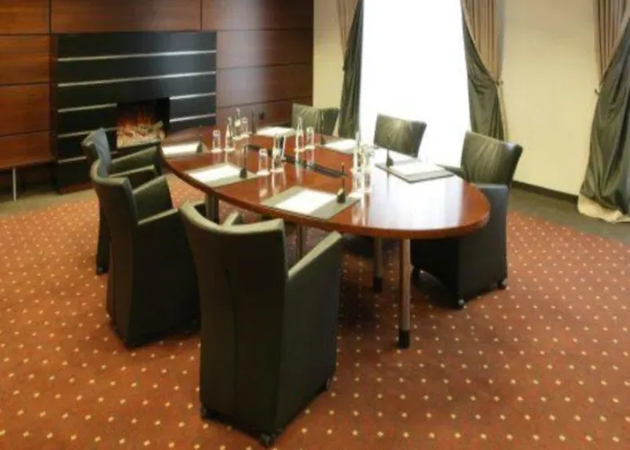 Hotel Nh Collection Mitte Am Checkpoint Charlie 4*